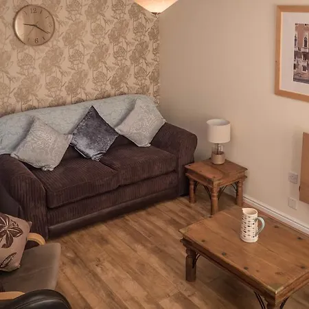 Apartment Goodwood House